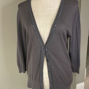Old Navy 3/4 sleeve gray cardigan with buttons.